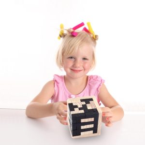 Casse tête cube bois