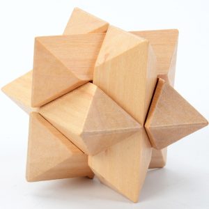 Casse tête en bois étoile