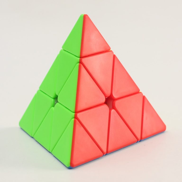 Rubik's cube triangle | Puzzle Pyraminx